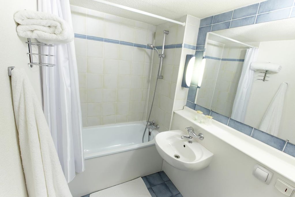 Kyriad Direct Metz Nord - Вуаппи Номер фото